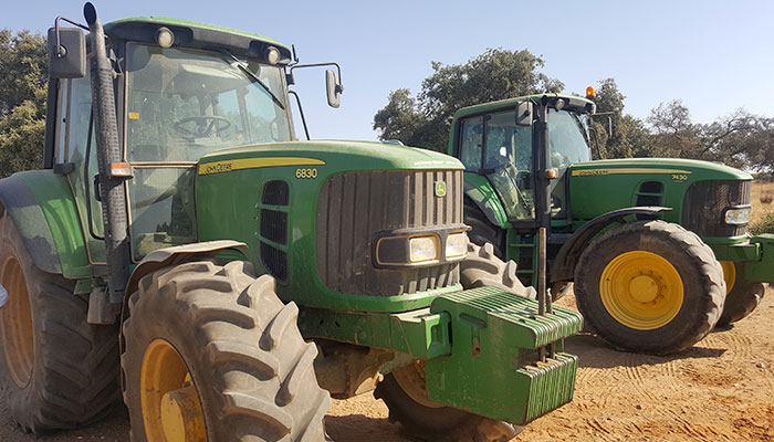 Farm Equipment Tractor O3-2